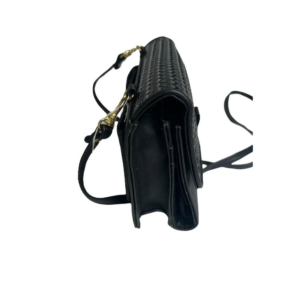 Rosetti Black Basketweave Convertible Whopper Crossbody Clutch Wallet + Cosmetic